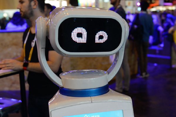 hease-robotics-kickmaker-2 Optimization and Industrialization of Interactive Robots